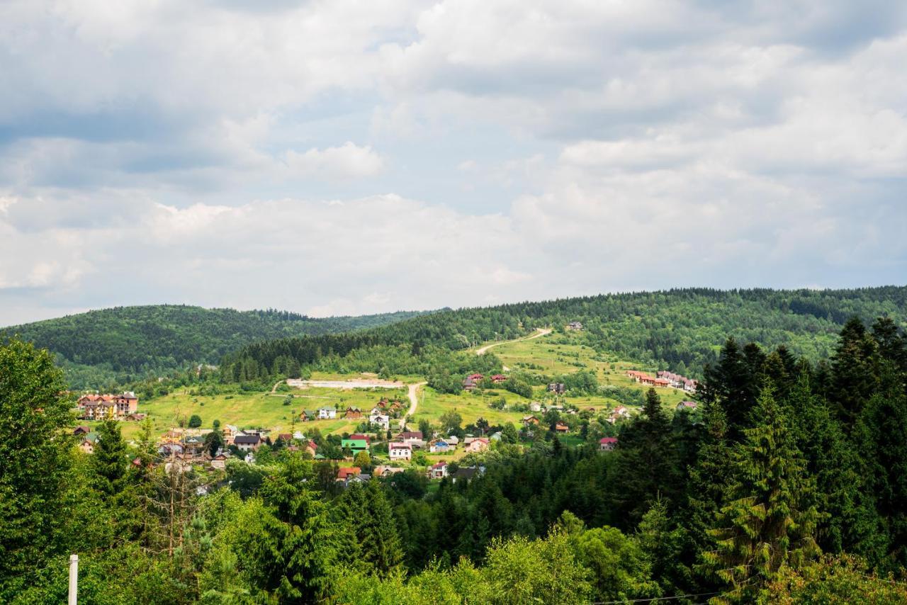 Hotel Zelenyy Bir à Skhidnytsia Extérieur photo